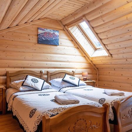 Lesny Dwor Bed & Breakfast Murzasichle Exterior photo