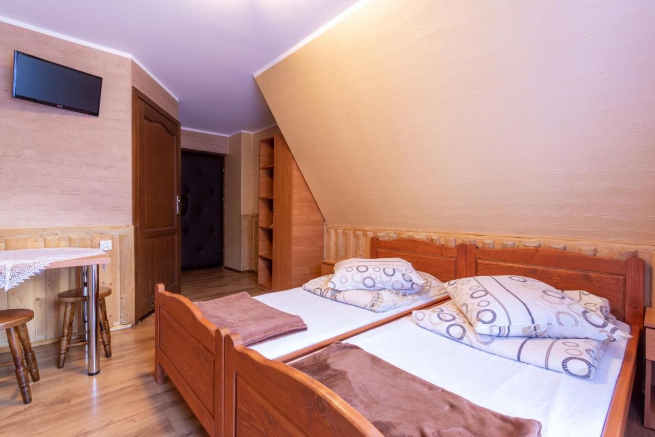 Lesny Dwor Bed & Breakfast Murzasichle Exterior photo