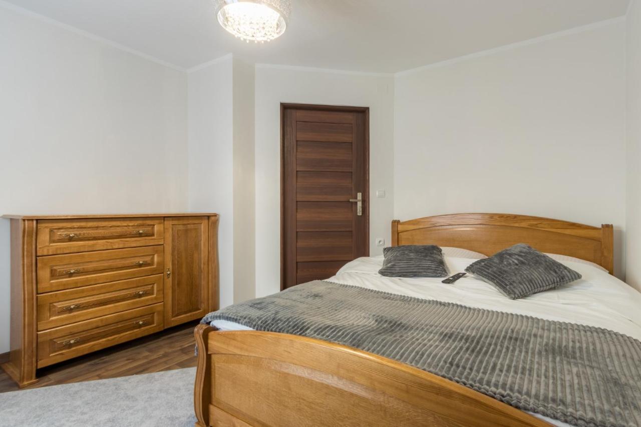 Lesny Dwor Bed & Breakfast Murzasichle Exterior photo