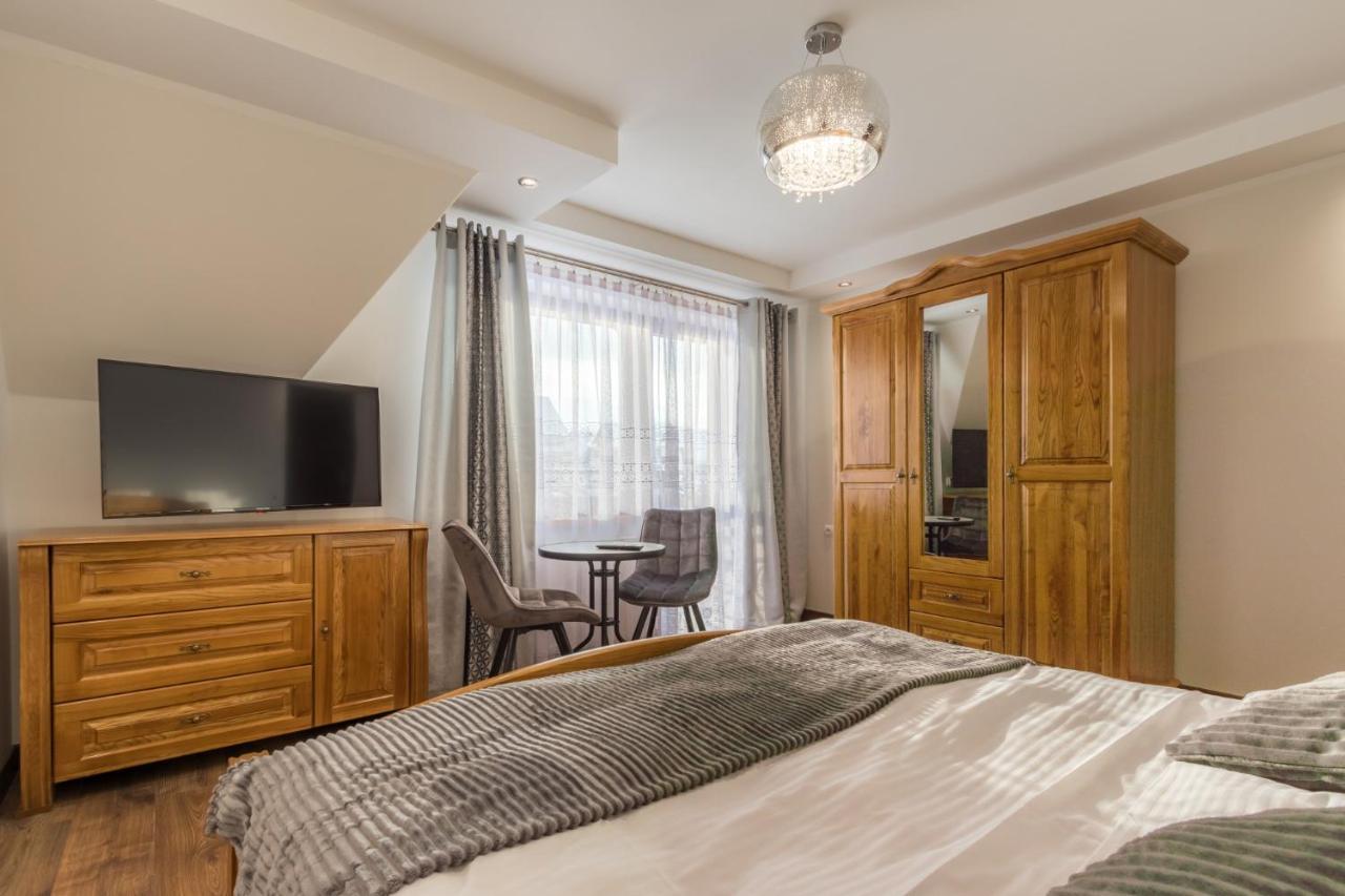 Lesny Dwor Bed & Breakfast Murzasichle Exterior photo