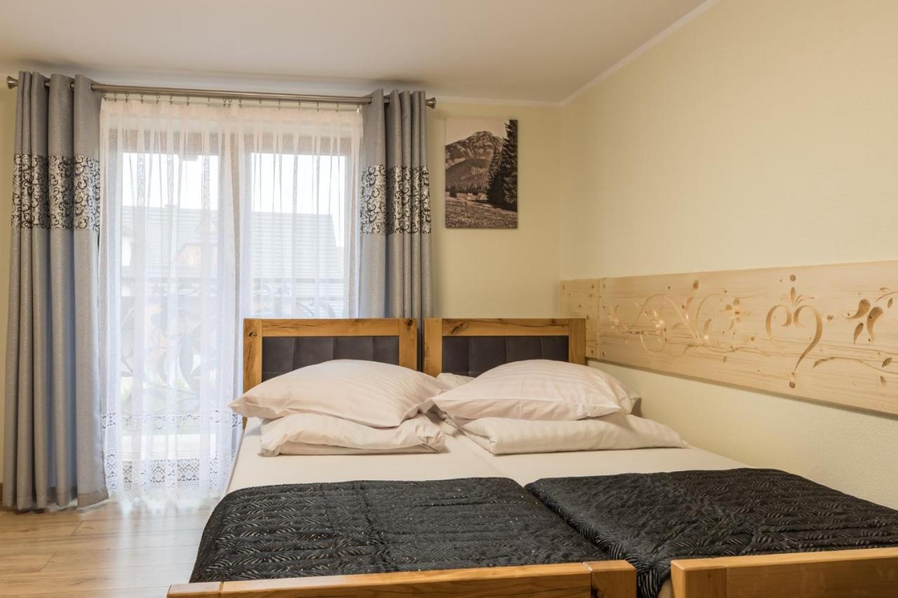 Lesny Dwor Bed & Breakfast Murzasichle Exterior photo